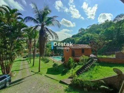 Casa com 4 Quartos à venda, 320m² no Retiro, Volta Redonda