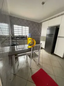 Casa com 3 Quartos para alugar, 185m² no Lourdes, Uberaba