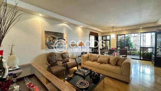 Apartamento com 3 Quartos à venda, 194m² no Mercês, Uberaba