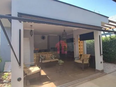 Casa de Condomínio com 3 Quartos à venda, 210m² no Parque Rural Fazenda Santa Cândida, Campinas