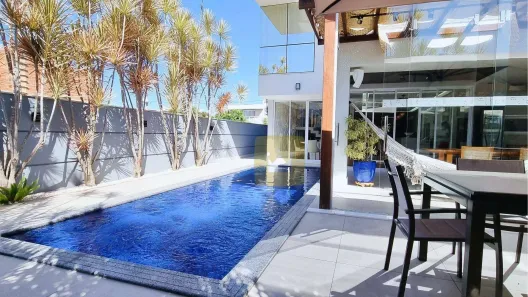 Casa de Condomínio com 4 Quartos à venda, 350m² no Jacuhy, Serra