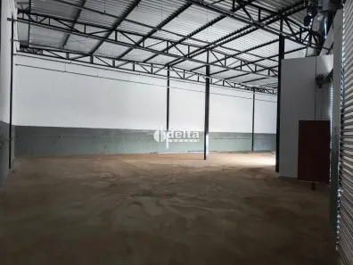 Ponto Comercial para alugar, 250m² no Jardim Europa, Uberlândia