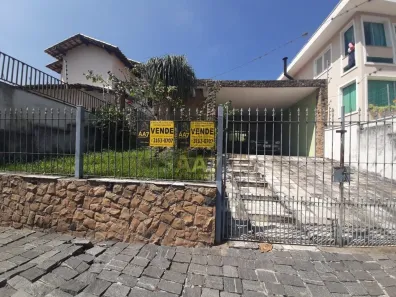 Casa com 3 Quartos à venda, 196m² no Jardim Jussara, São Paulo