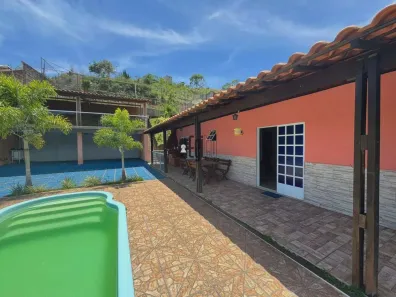 Fazenda/Sítio com 3 Quartos à venda, 1050m² no Grama, Juiz de Fora