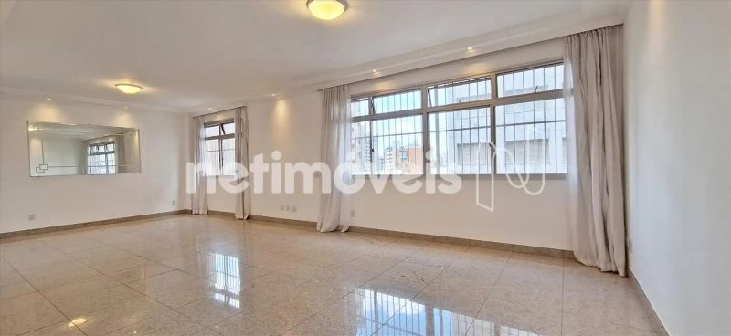 Apartamento com 4 quartos — Lourdes, Belo Horizonte