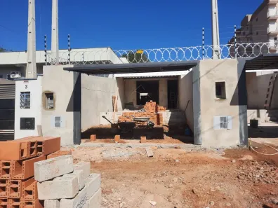 Casa com 2 Quartos à venda, 99m² no Jardim Simus, Sorocaba