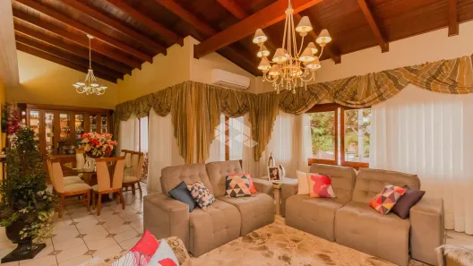 Casa com 4 Quartos à venda, 360m² no Jardim Botânico, Porto Alegre
