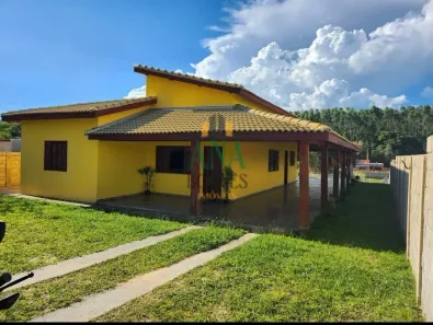 Fazenda/Sítio com 3 Quartos à venda, 1m² no Rodeio, Sarapuí