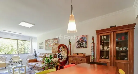 Apartamento com 3 Quartos à venda, 96m² no Jardim Botânico, Porto Alegre