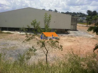 Galpão/Depósito/Armazém à venda, 2500m² no Cinco, Contagem
