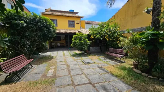 Casa com 8 Quartos à venda, 236m² no Vila Nova, Cabo Frio