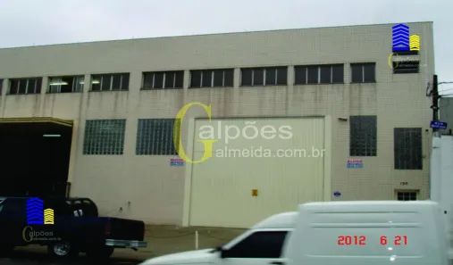 Galpão/Depósito/Armazém para alugar, 680m² no Vila Anastácio, São Paulo