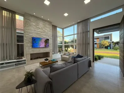 Casa de Condomínio com 3 Quartos à venda, 184m² no XANGRI-LÁ, Xangri-lá