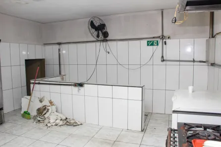 Ponto Comercial para alugar, 70m² no Santa Efigênia, São Paulo