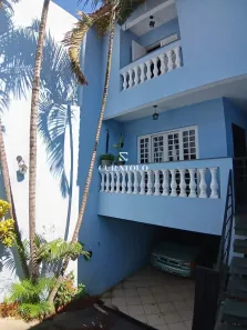 Sobrado com 4 Quartos à venda, 220m² no Jardim Guairaca, São Paulo