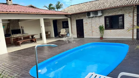 Casa com 2 Quartos à venda, 132m² no Rio Grande, Palhoça