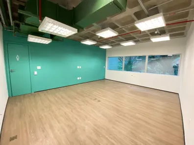 Sala Comercial para venda ou aluguel, 37m² no Vila Olímpia, São Paulo