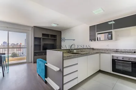 Apartamento com 2 Quartos para alugar, 72m² no Centro, Curitiba