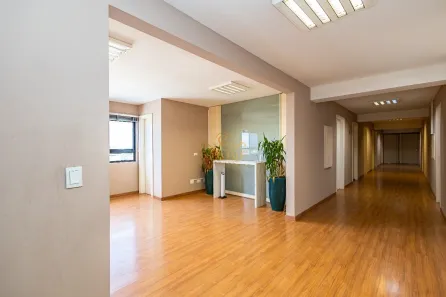 Sala Comercial para alugar, 270m² no Portão, Curitiba