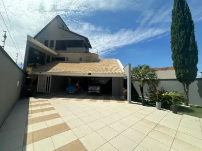 Sobrado com 3 Quartos à venda, 430m² no Fazenda Velha, Araucária