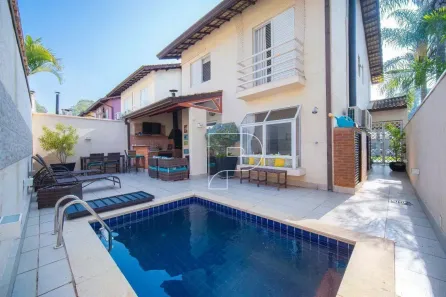Casa de Condomínio com 3 Quartos à venda, 173m² no Jardim Colibri, Embu das Artes