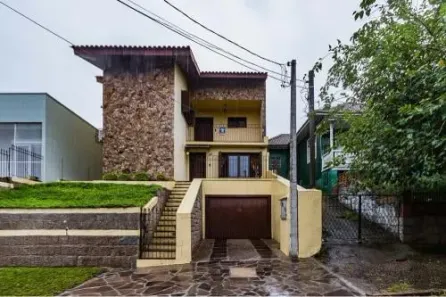 Casa com 3 Quartos à venda, 329m² no Vila Ipiranga, Porto Alegre