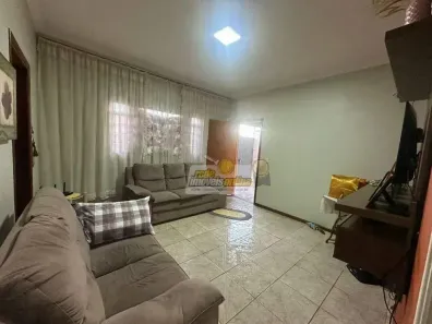Casa com 3 Quartos à venda, 101m² no Boa Vista, Uberaba