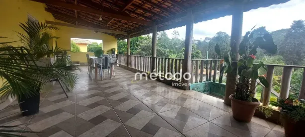 Fazenda/Sítio com 3 Quartos à venda, 154m² no Parque Agrinco, Guararema