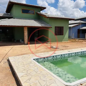 Fazenda/Sítio com 3 Quartos à venda, 126m² no Centro, Ibiúna