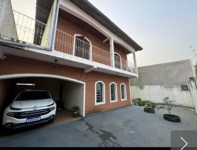 Casa com 4 Quartos à venda, 250m² no Cidade Morumbi, São José dos Campos
