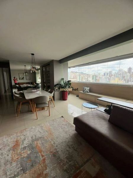 Apartamento com 3 quartos — Estoril, Belo Horizonte