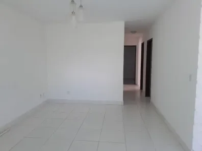 Casa com 3 Quartos para alugar, 75m² no Vila de Abrantes (Abrantes), Camaçari