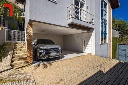Casa com 4 Quartos à venda, 240m² no Vista Alegre, Curitiba