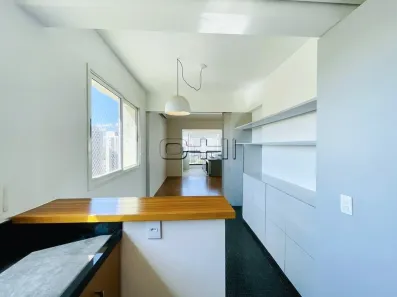 Apartamento com 3 Quartos para alugar, 215m² no Sumaré, São Paulo
