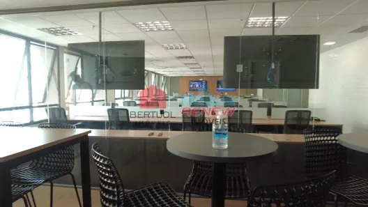 Sala Comercial para alugar, 600m² no Vila Olímpia, São Paulo