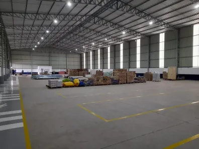 Galpão/Depósito/Armazém para alugar, 1800m² no Centro, Benevides