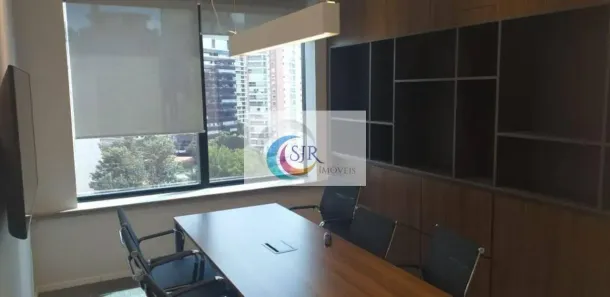 Sala Comercial para alugar, 234m² no Vila Nova Conceição, São Paulo