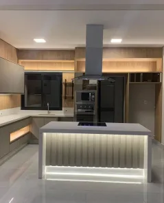 Casa de Condomínio com 3 Quartos à venda, 270m² no Swiss Park, Campinas