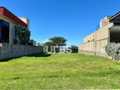 Lote/Terreno à venda, 383m² no Jardins Nápoles, Senador Canedo