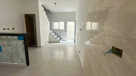 Sobrado com 2 Quartos à venda, 52m² no Aviação, Praia Grande
