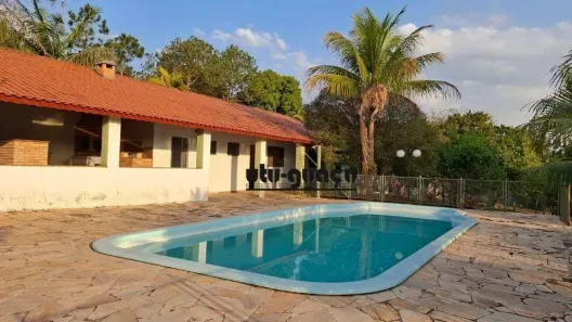 Fazenda/Sítio com 2 Quartos à venda, 166m² no Chácara Sete Quedas, Itu