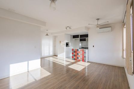 Apartamento com 3 Quartos à venda, 71m² no Passo da Areia, Porto Alegre