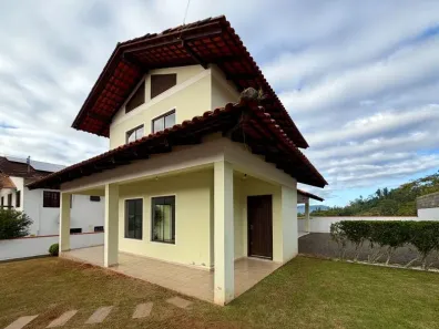 com 2 Quartos à venda, 400m² no Centro, Rodeio