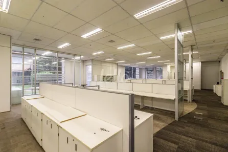 Sala Comercial para alugar, 547m² no Jardim Morumbi, São Paulo