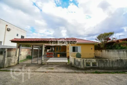 Casa com 3 Quartos à venda, 250m² no Campeche, Florianópolis