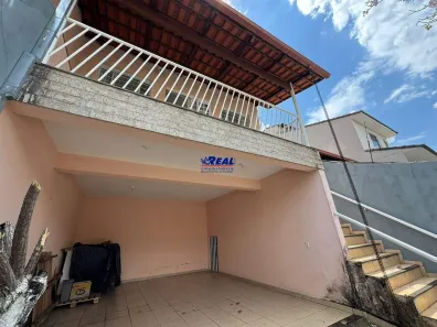 Casa com 3 Quartos à venda, 134m² no Jardim Riacho das Pedras, Contagem