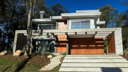 Casa com 3 Quartos à venda, 356m² no Carniel, Gramado