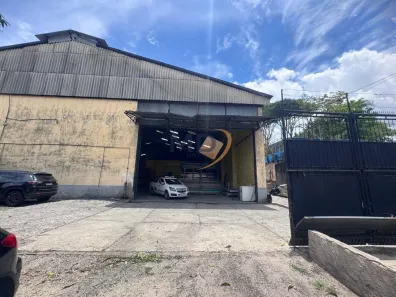 Galpão/Depósito/Armazém à venda, 1800m² no Vila Mesquita, São Paulo