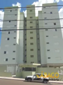 Apartamento com 2 Quartos para alugar, 80m² no Cidade Jardim, São Carlos