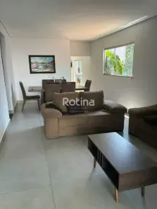 Casa com 3 Quartos à venda, 152m² no Jaraguá, Uberlândia